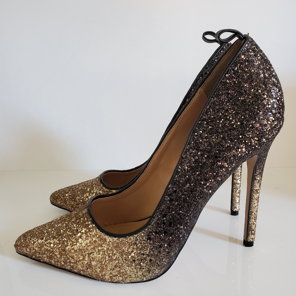 Black and Gold Sparkly Shoe Dazzle Heels Size 12